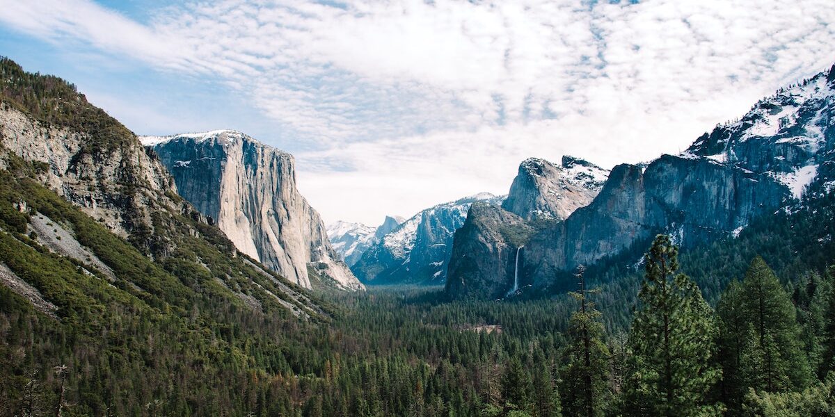 Hvordan bestiller jeg Yosemite Camping?